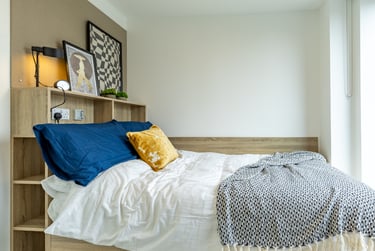 Premium En Suite - Image 1